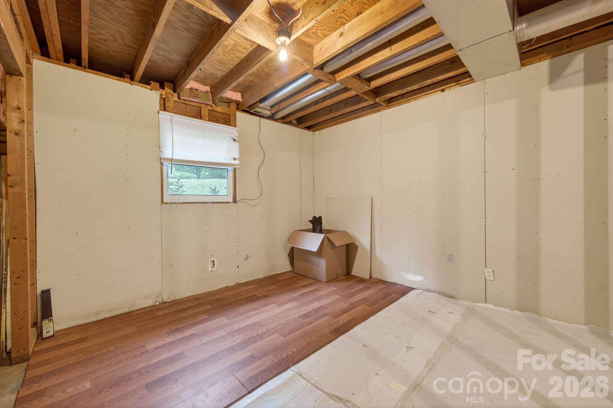 501 Old Farm Road — Statesville