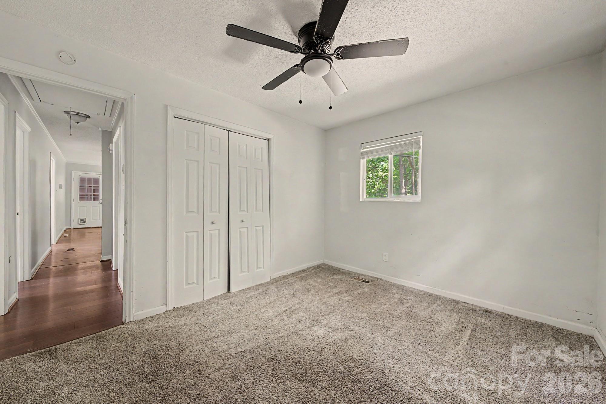 630 Ginger Cake Road — Lancaster