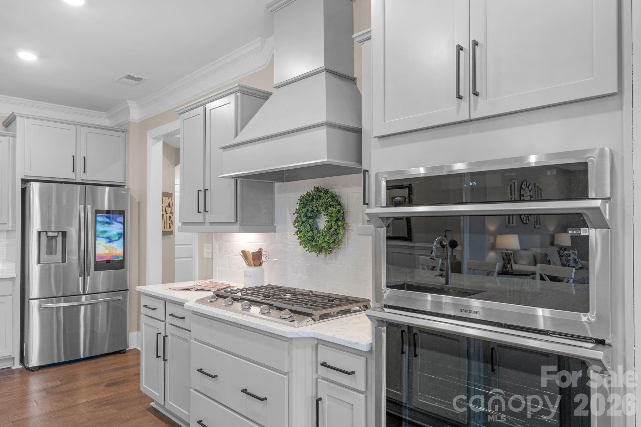 1050 Emerald Creek Drive — Elgin