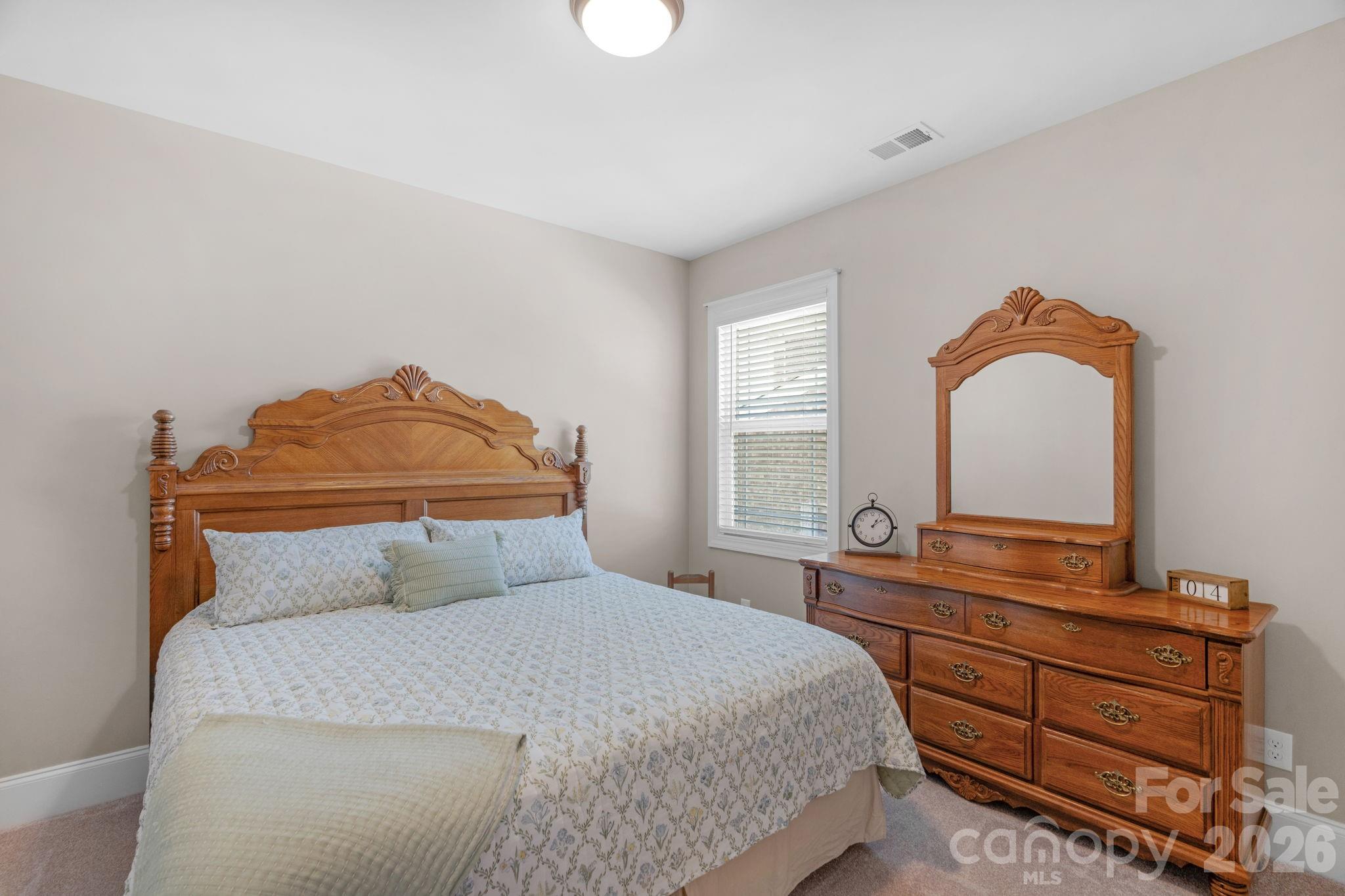 1050 Emerald Creek Drive — Elgin