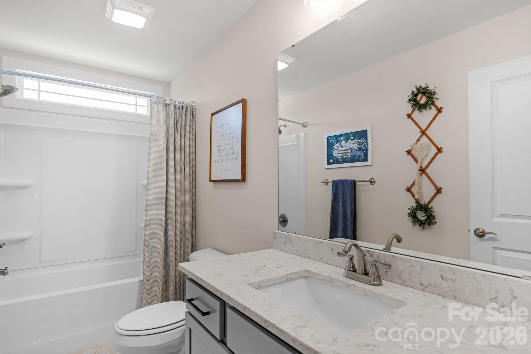 1050 Emerald Creek Drive — Elgin