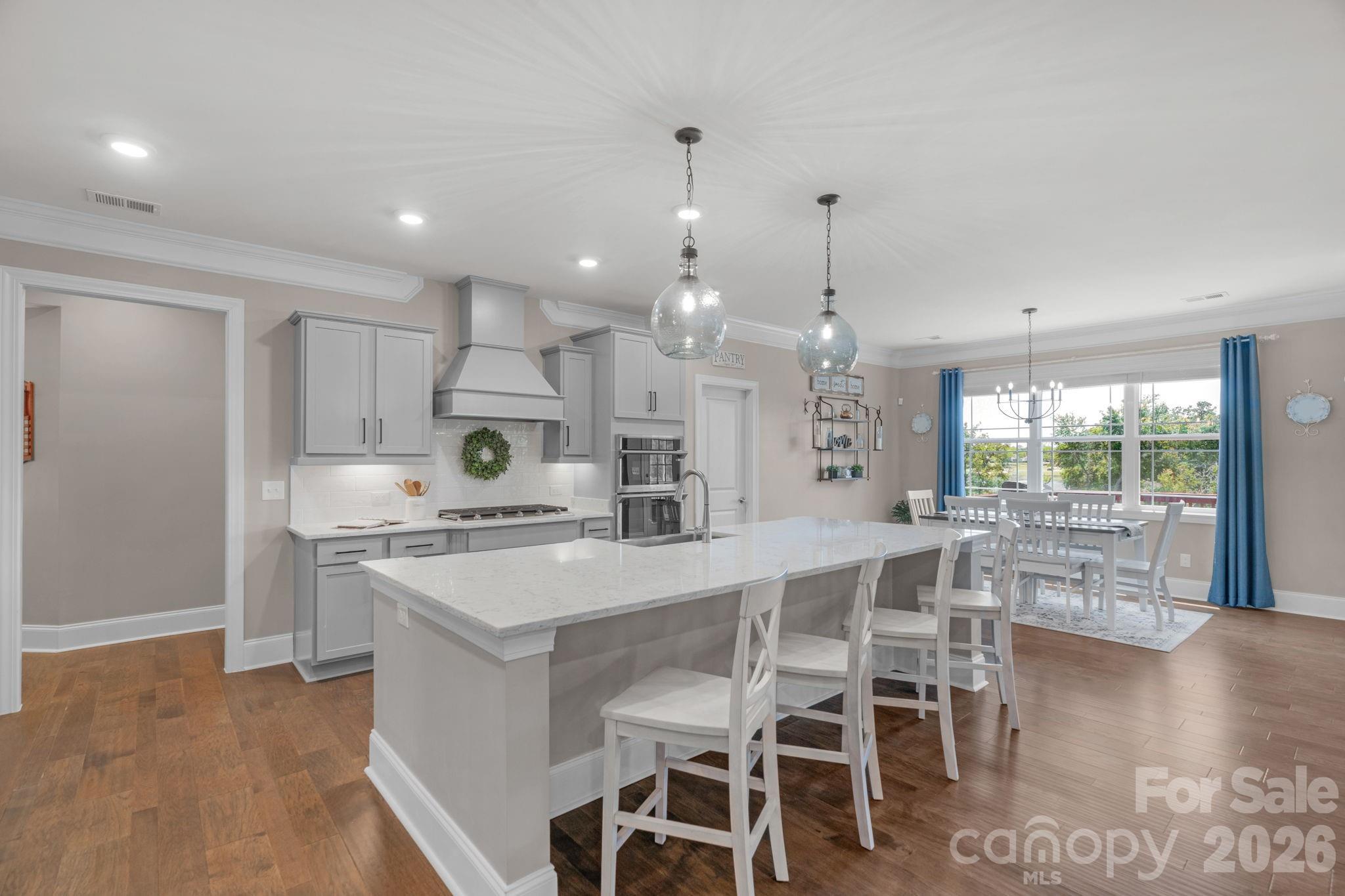 1050 Emerald Creek Drive — Elgin