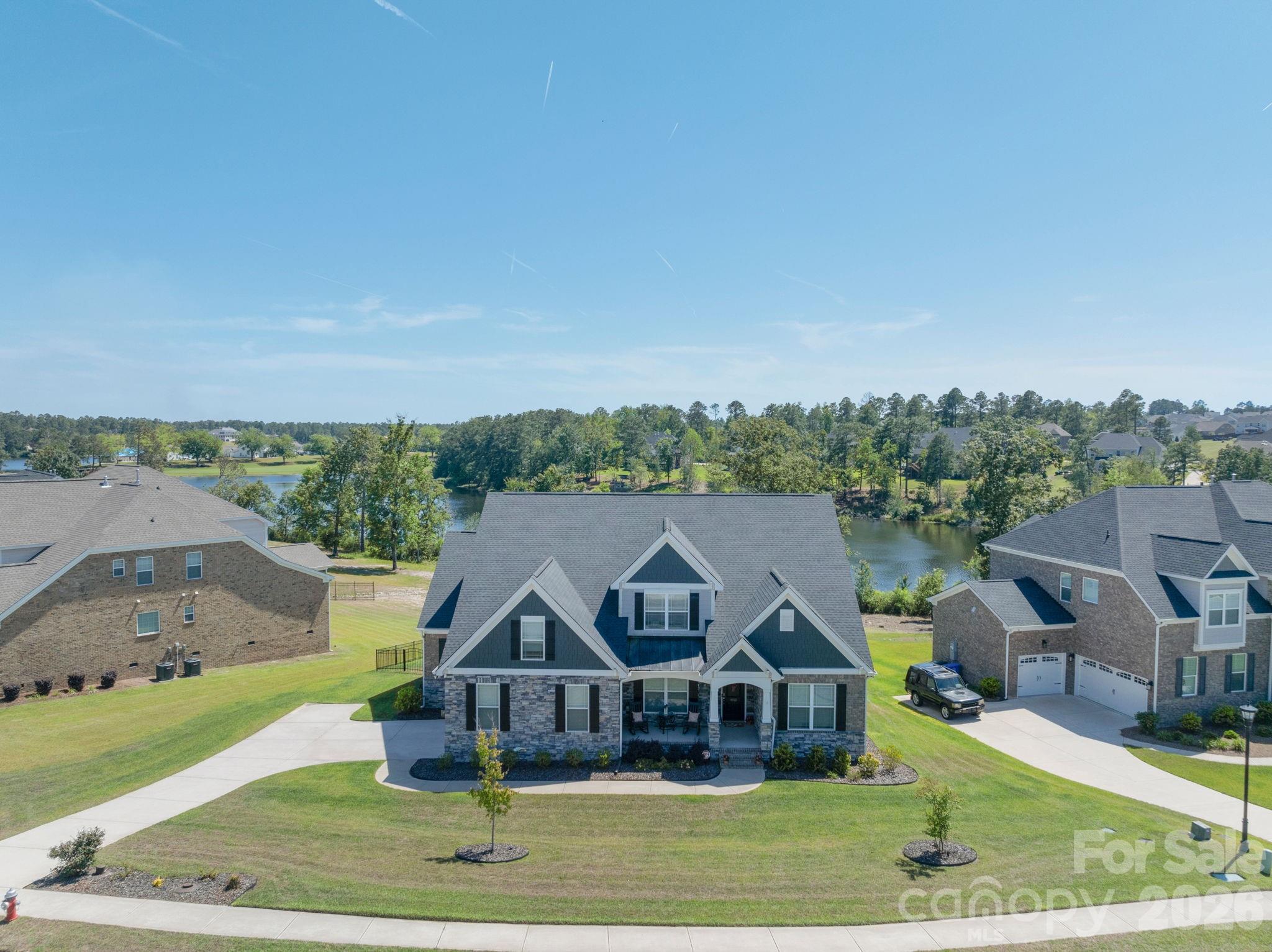 1050 Emerald Creek Drive — Elgin