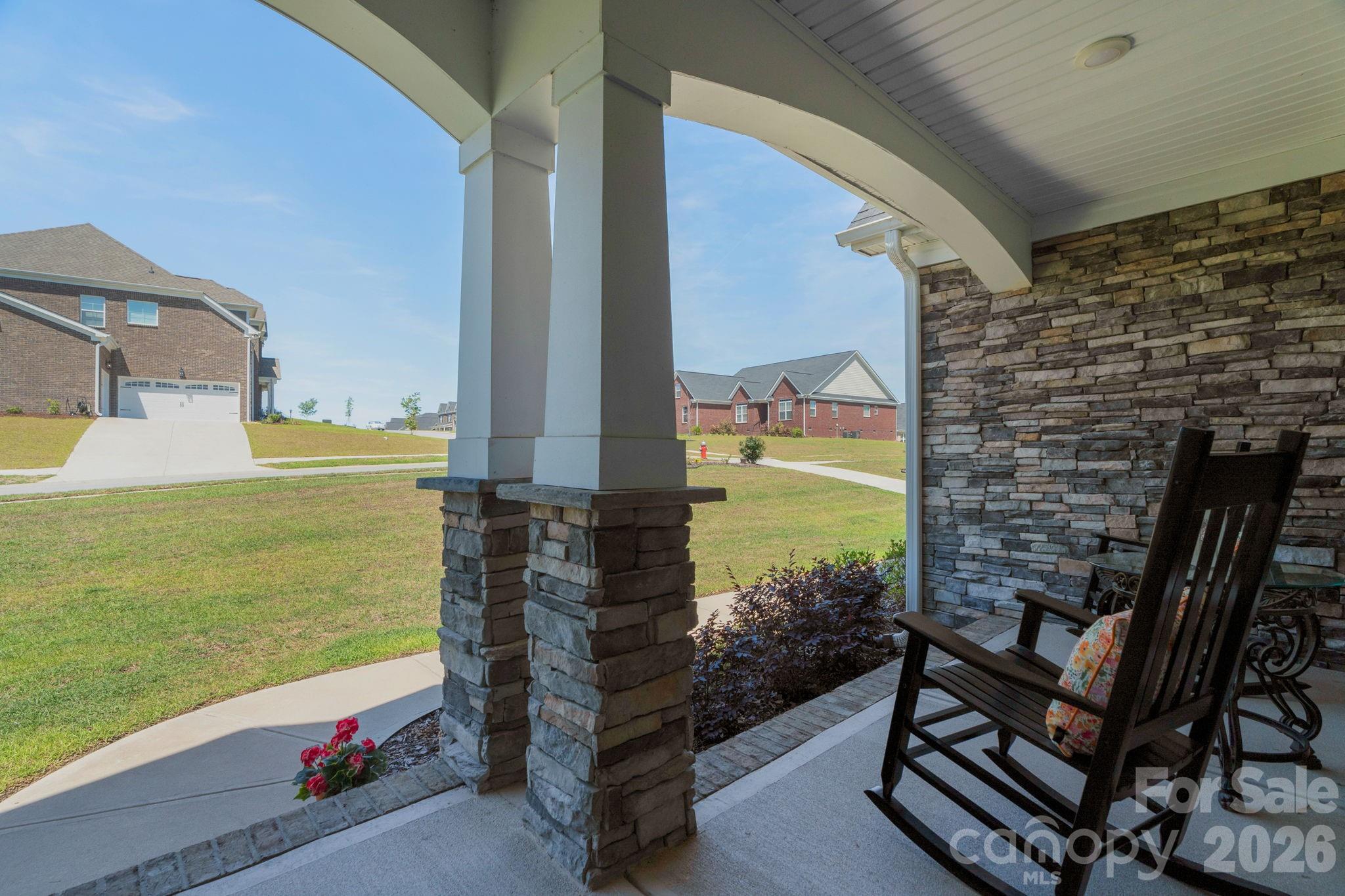 1050 Emerald Creek Drive — Elgin