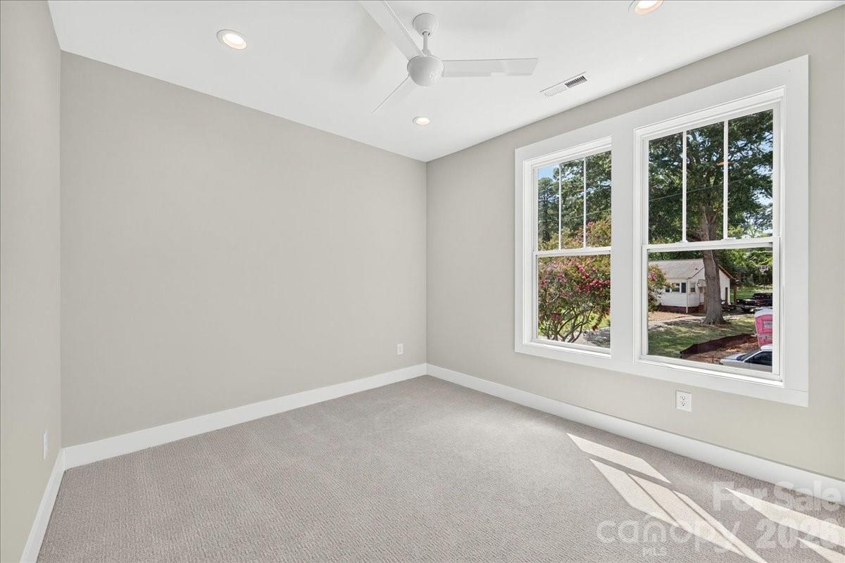 3940 Admiral Avenue — Charlotte