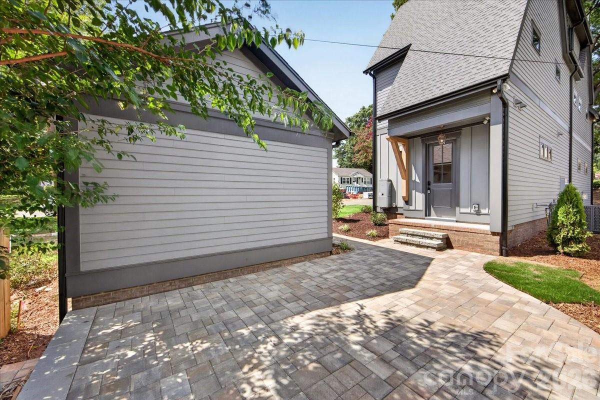 3940 Admiral Avenue — Charlotte