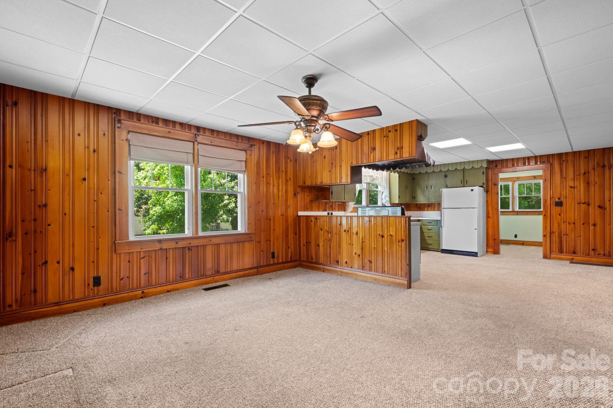207 W Main Street — Maiden