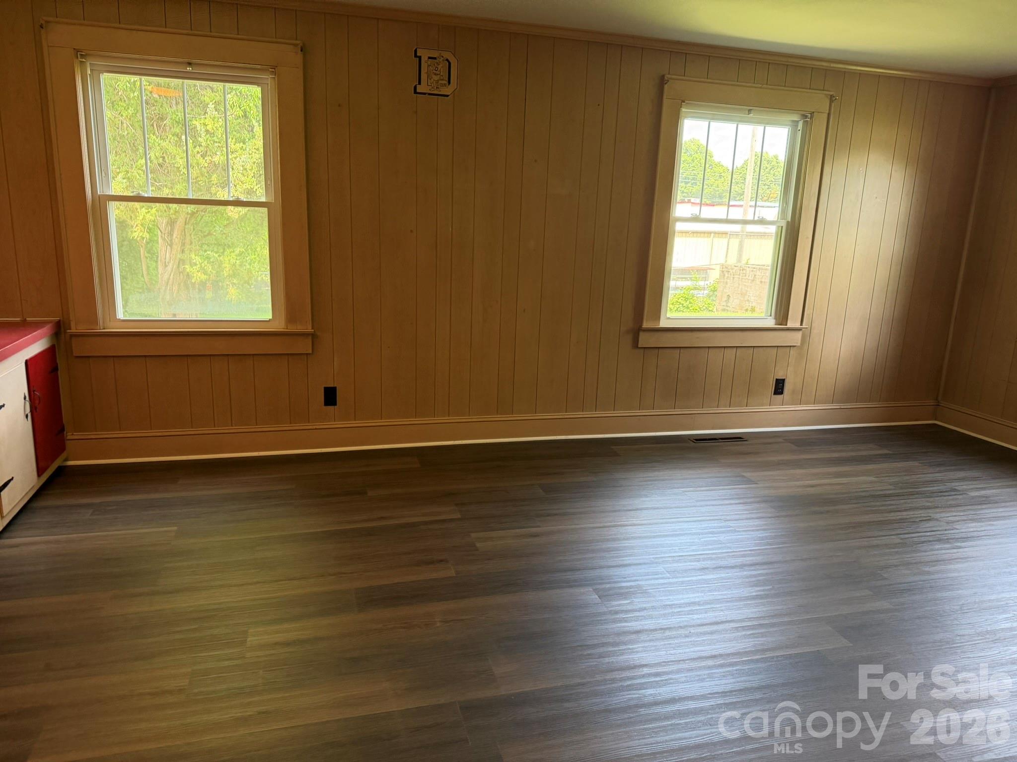 207 W Main Street — Maiden