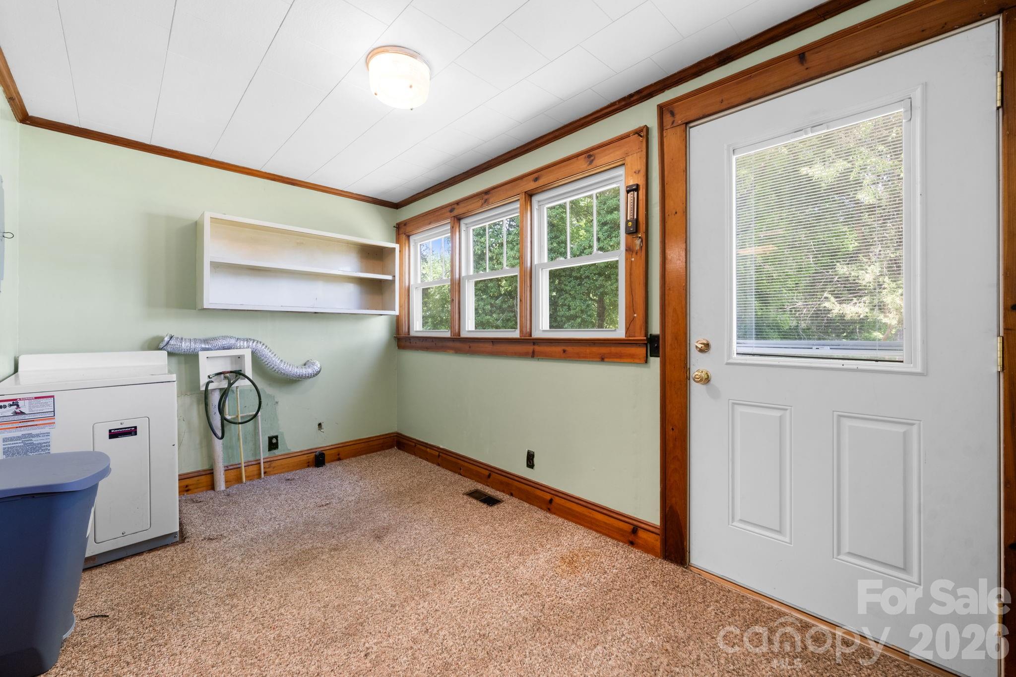 207 W Main Street — Maiden