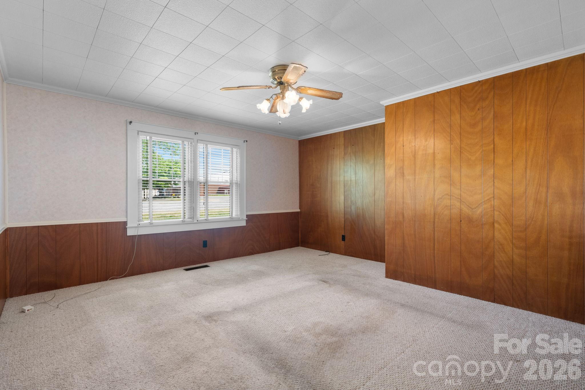 207 W Main Street — Maiden