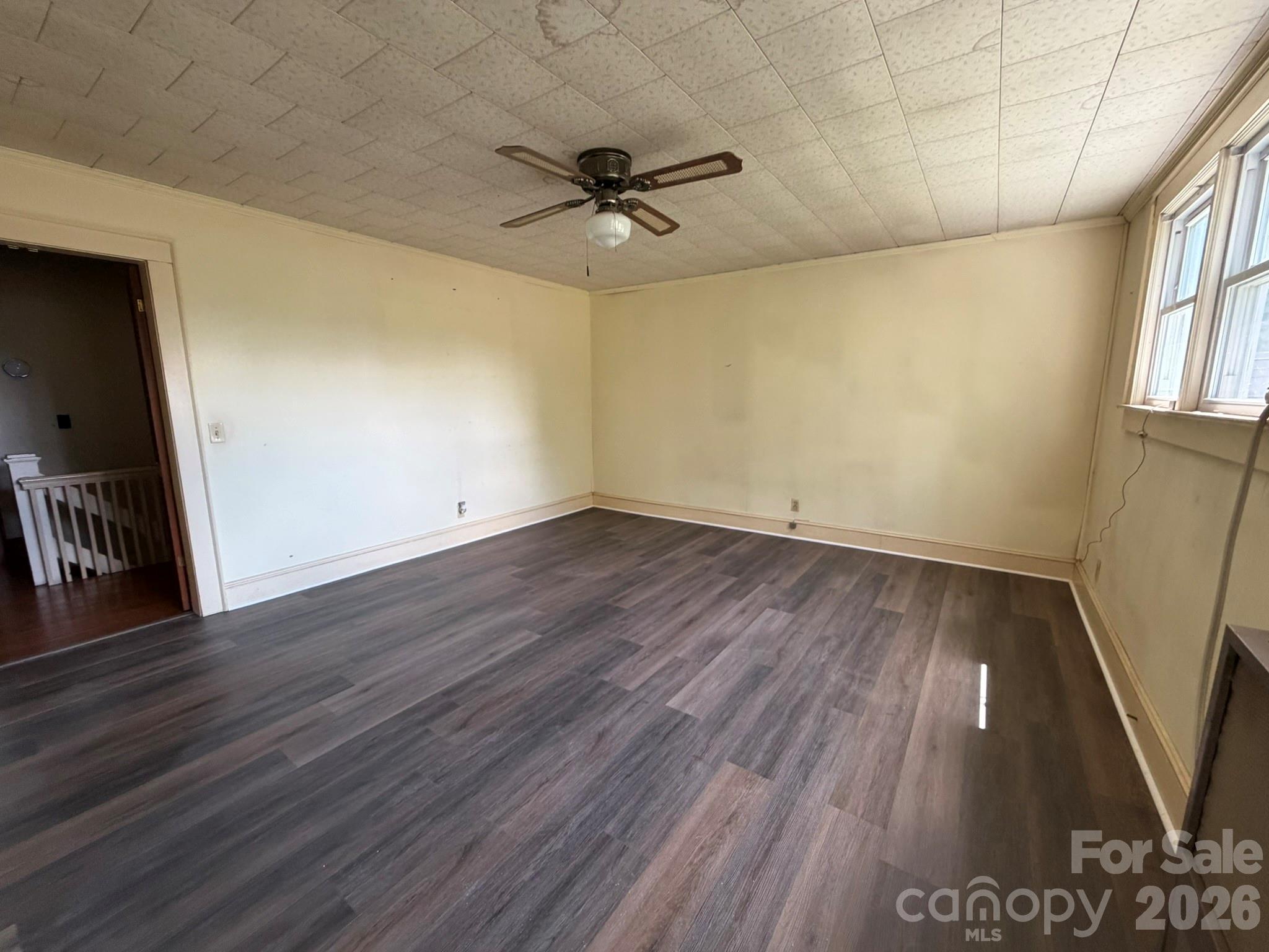 207 W Main Street — Maiden