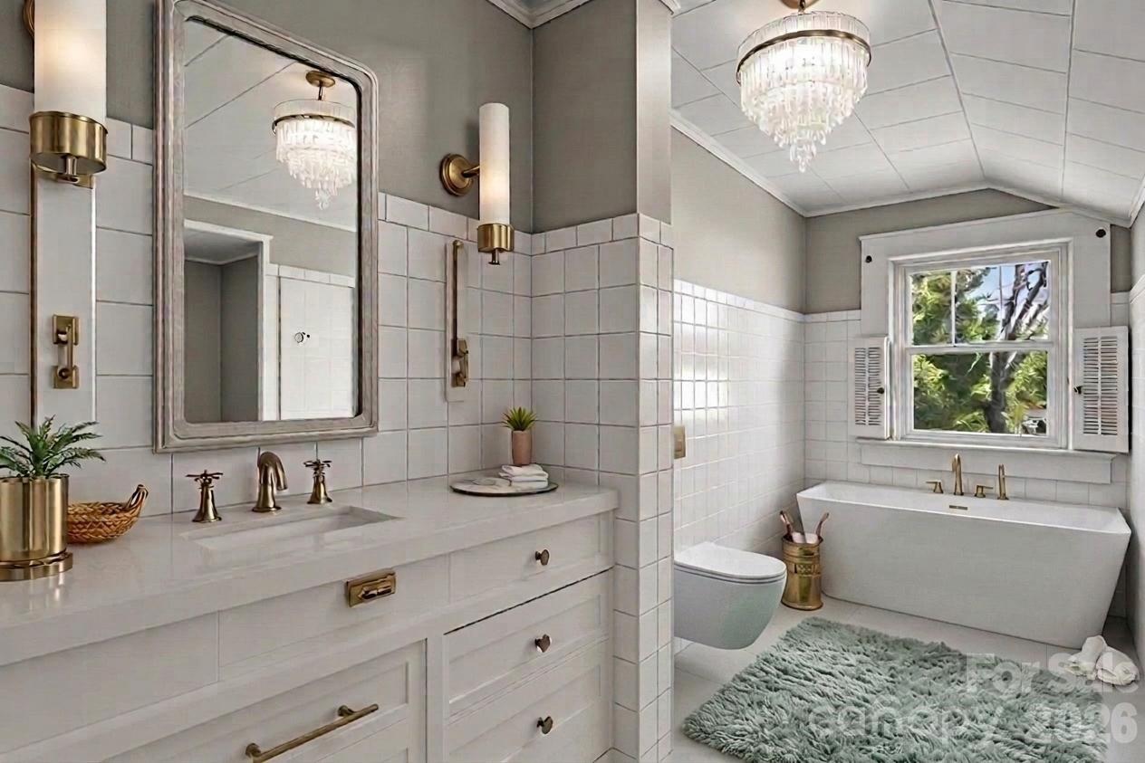 207 W Main Street — Maiden