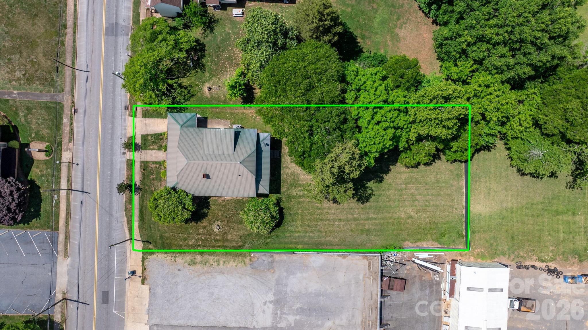207 W Main Street — Maiden