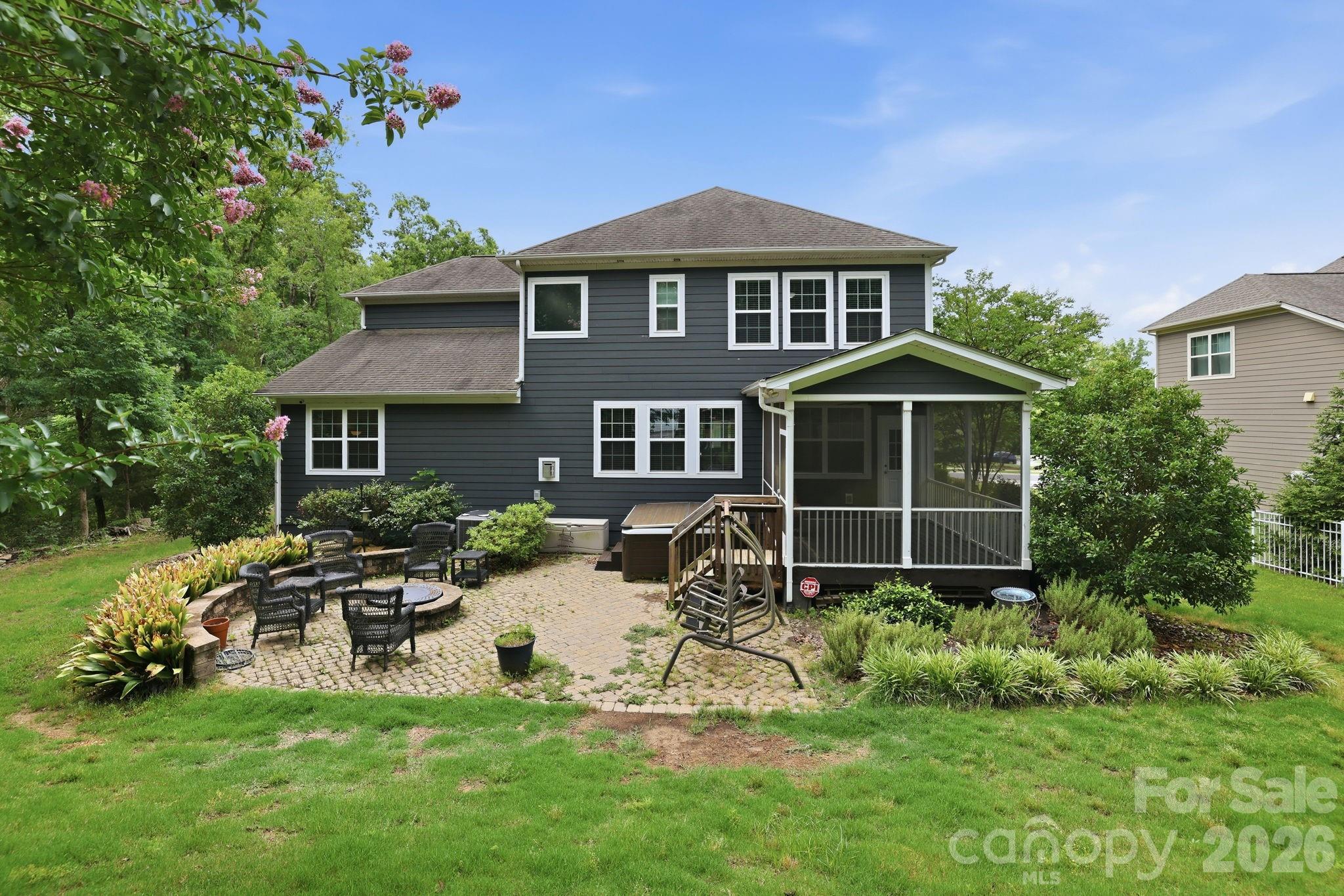 2709 Sugaree Court — Waxhaw