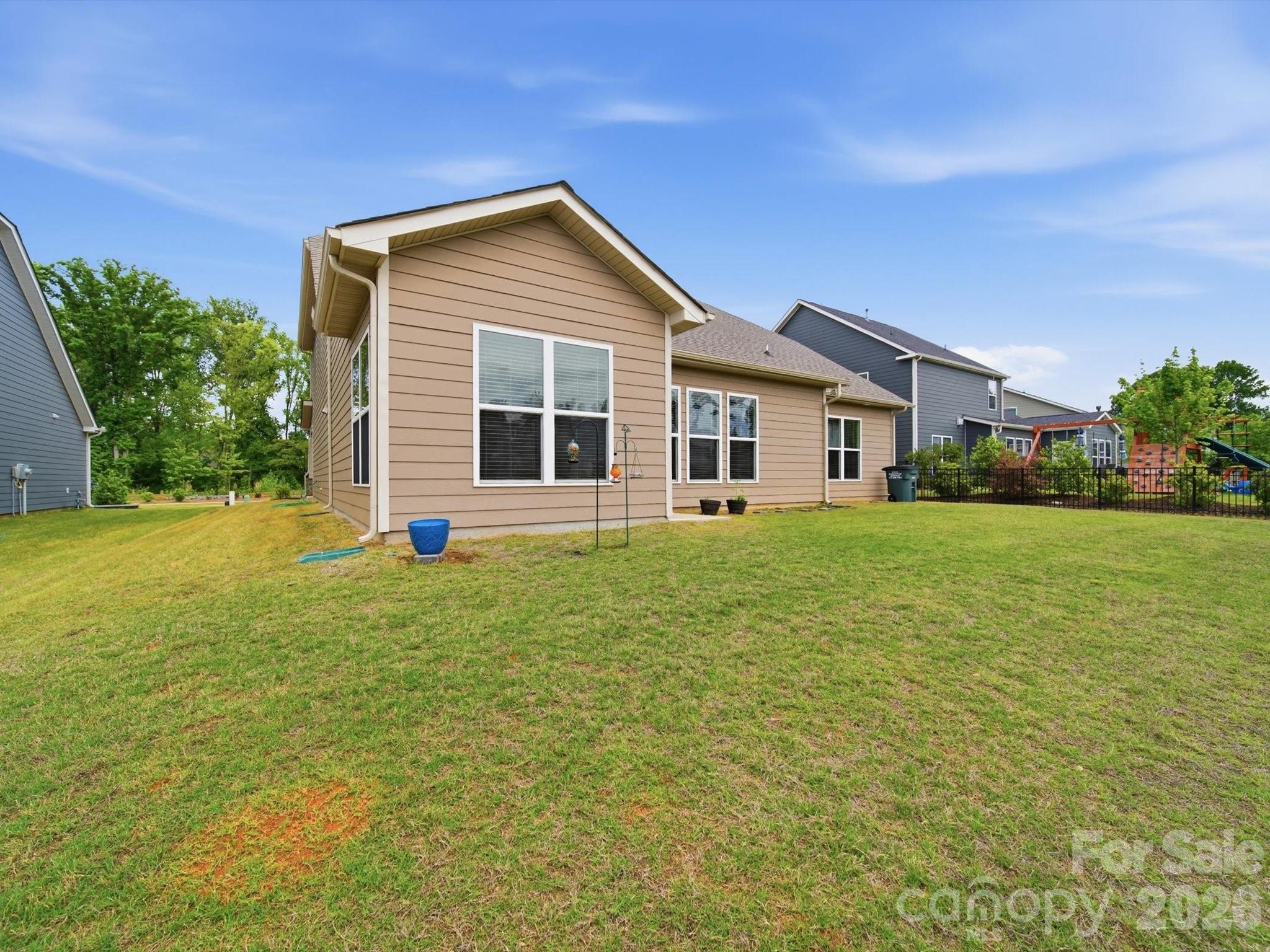 1169 Regions Boulevard — Fort Mill