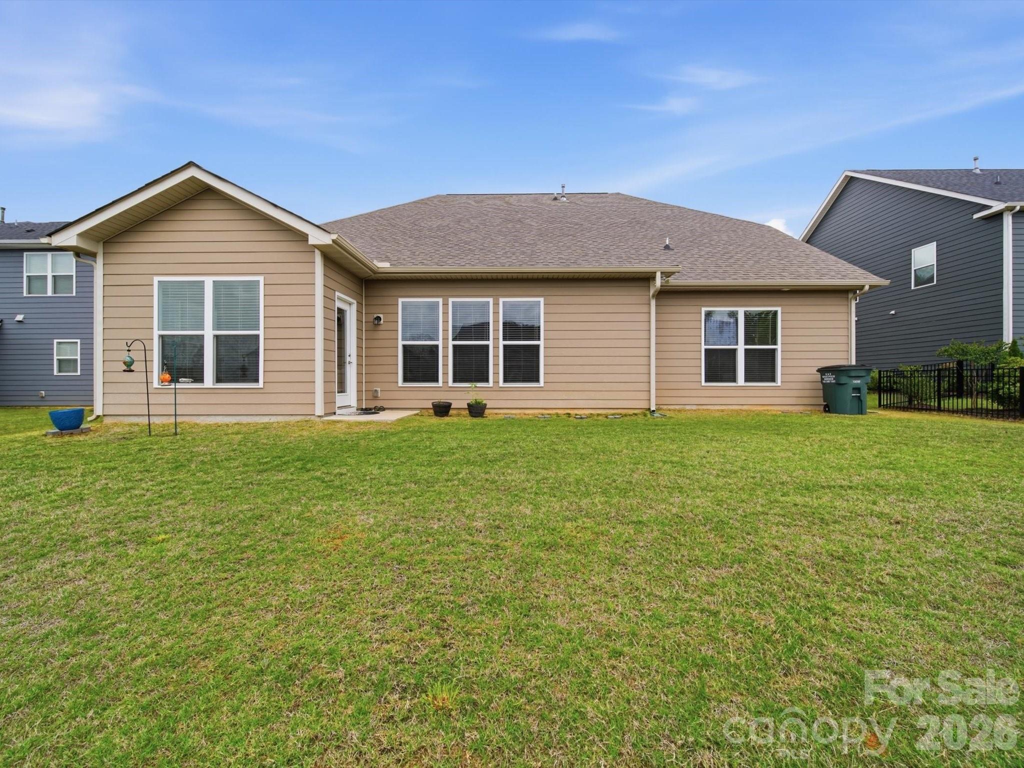 1169 Regions Boulevard — Fort Mill