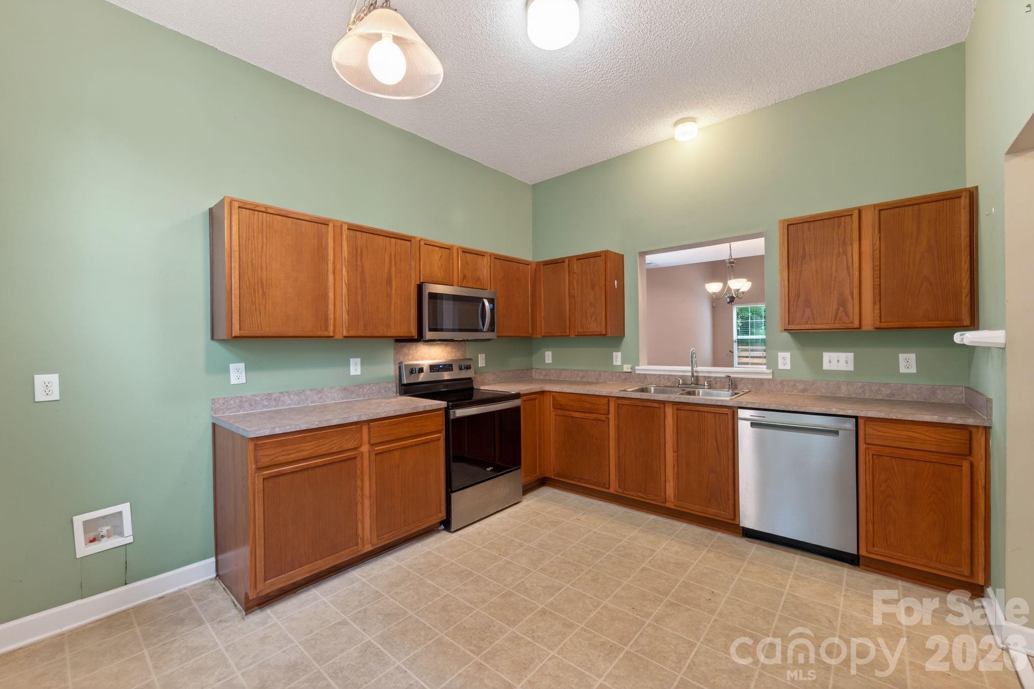 1423 Quail Street — Charlotte