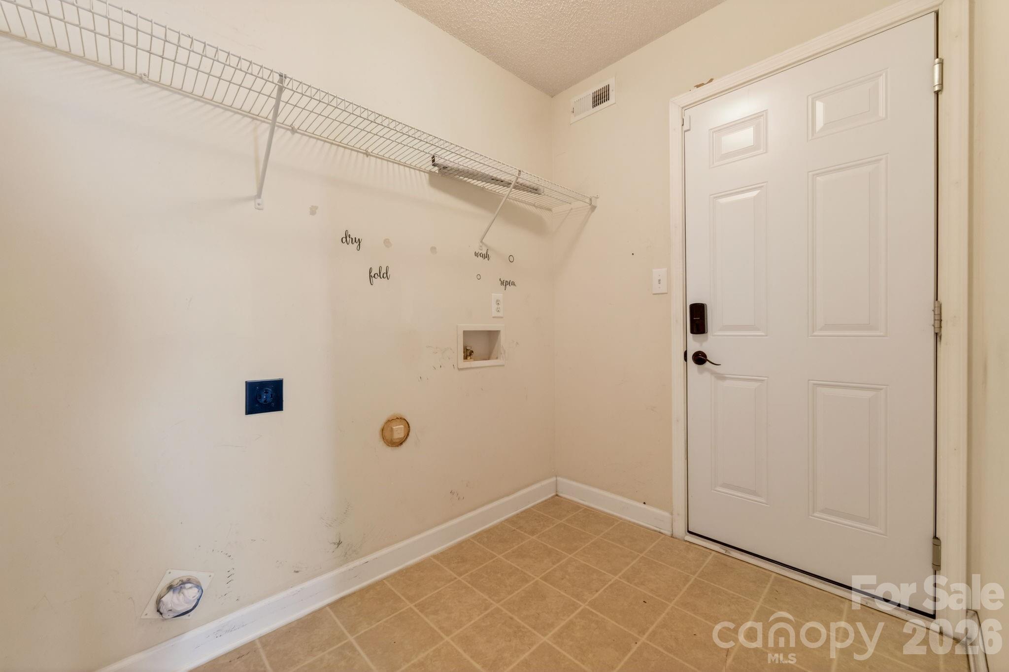 1423 Quail Street — Charlotte