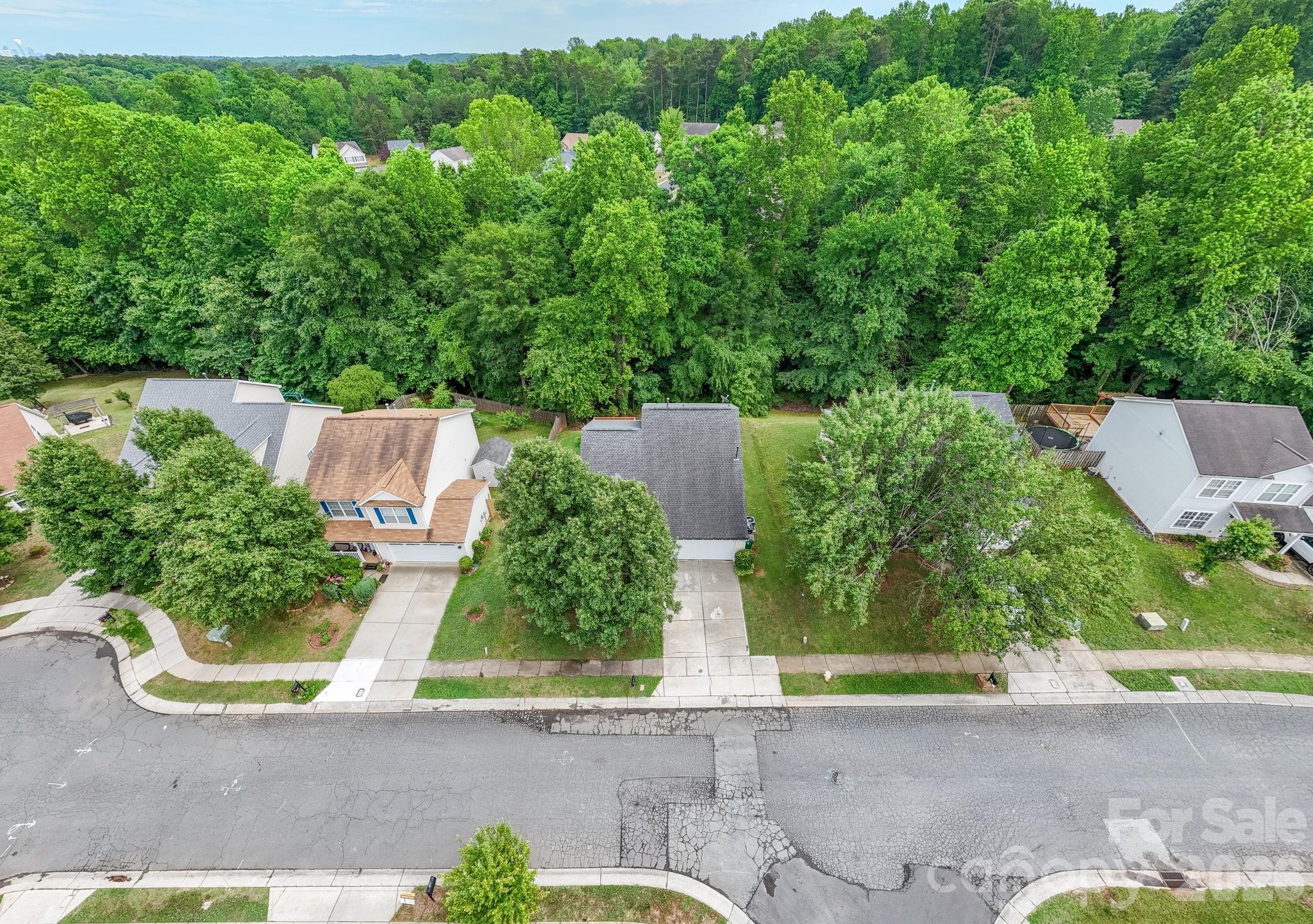 1423 Quail Street — Charlotte