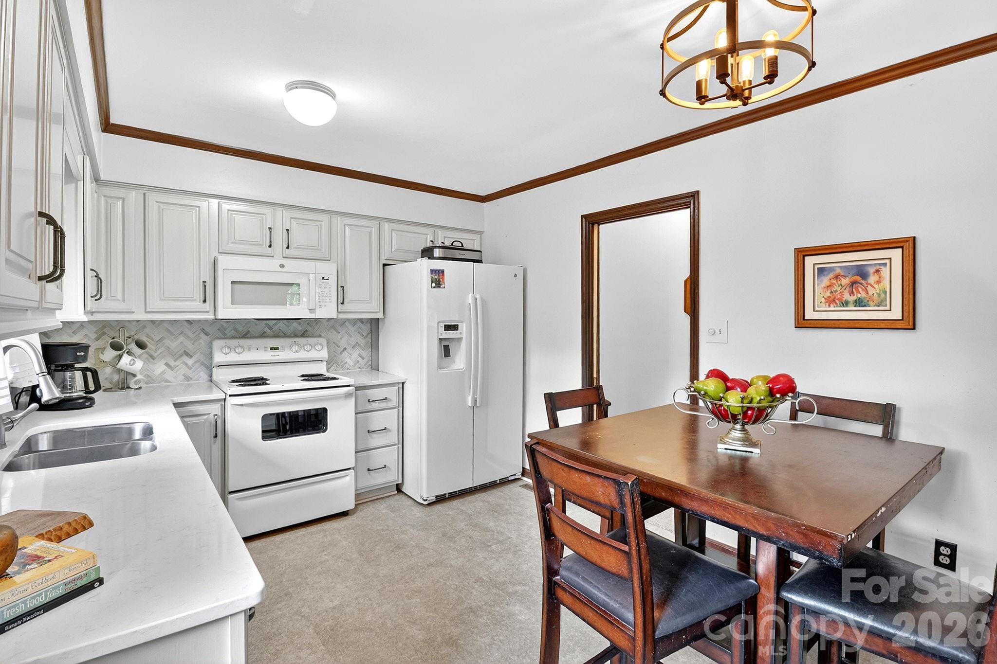 6111 Patrick Place — Charlotte