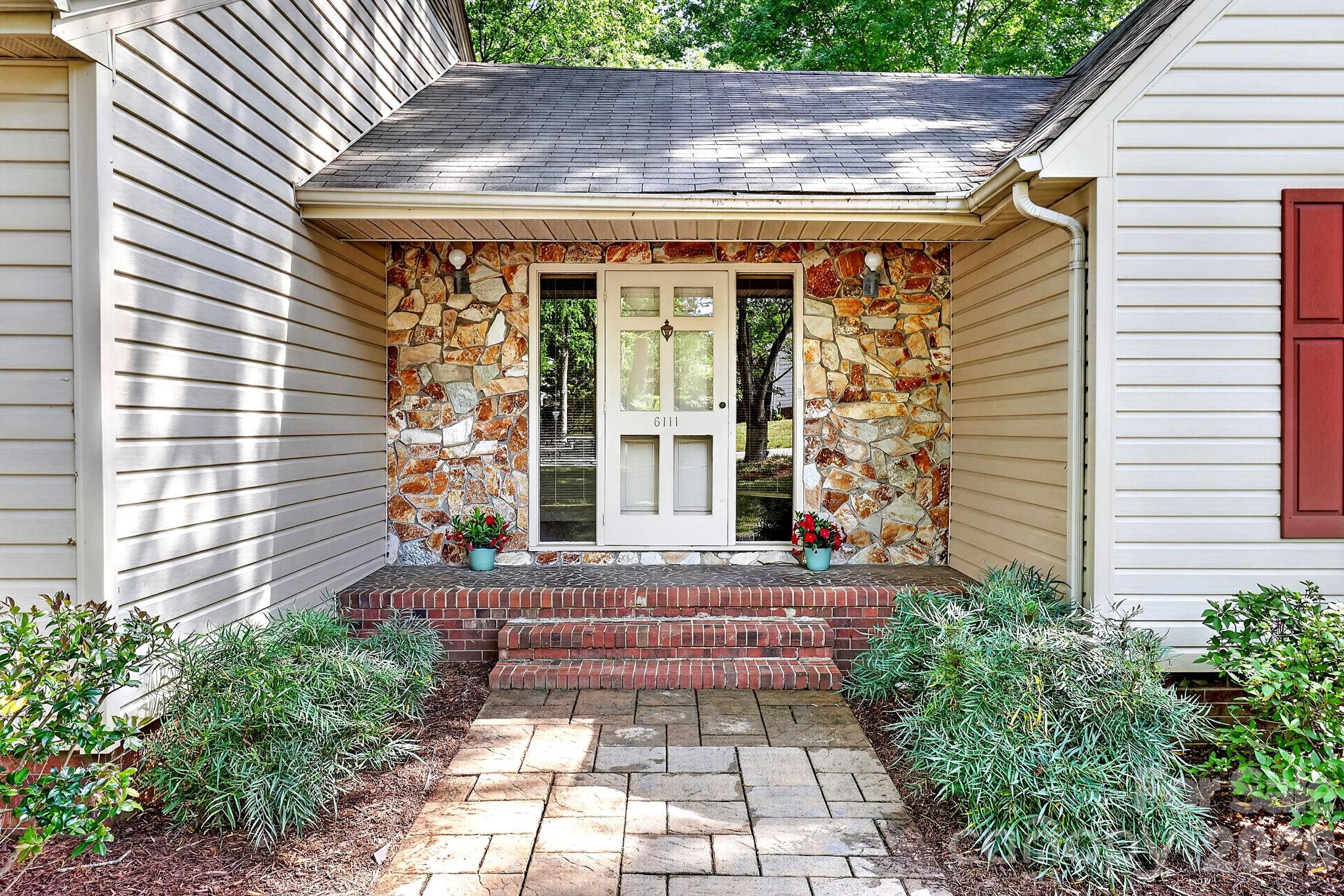 6111 Patrick Place — Charlotte
