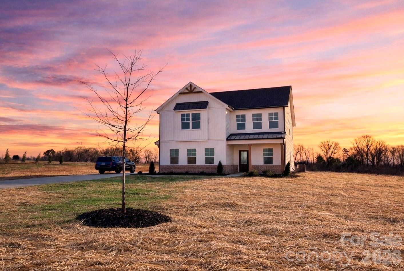 2440 Sandy Springs Road — Mocksville