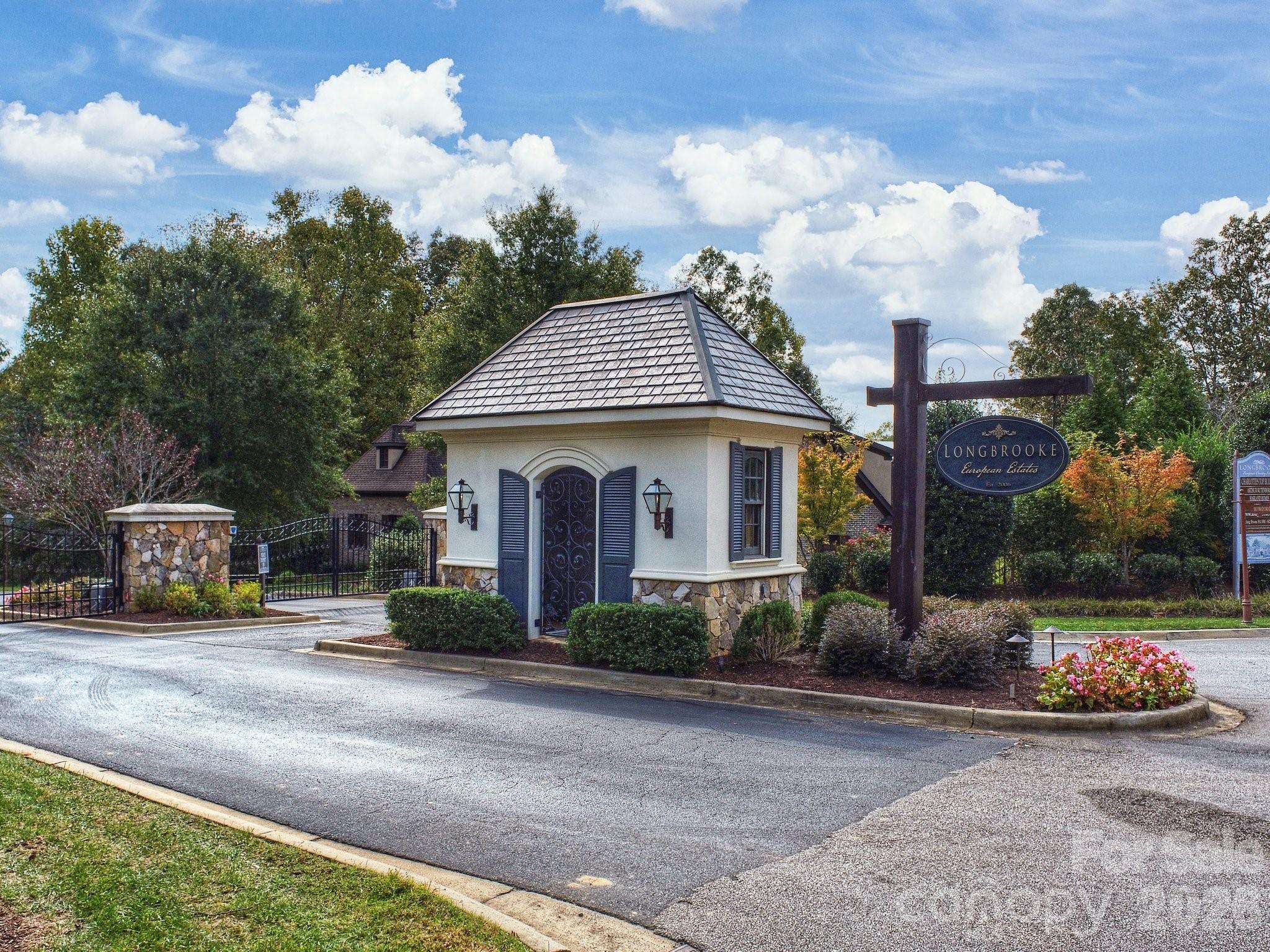 7316 Barrington Ridge Drive — Fort Mill