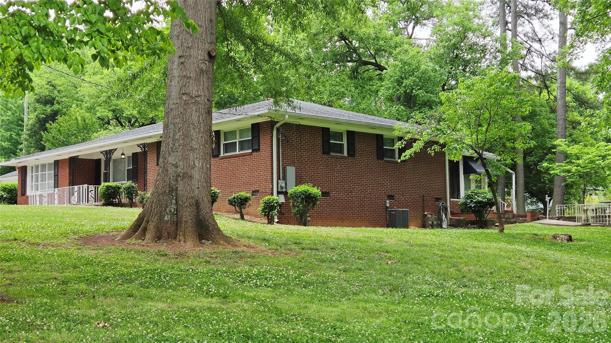 788 Kenmore Street — Shelby