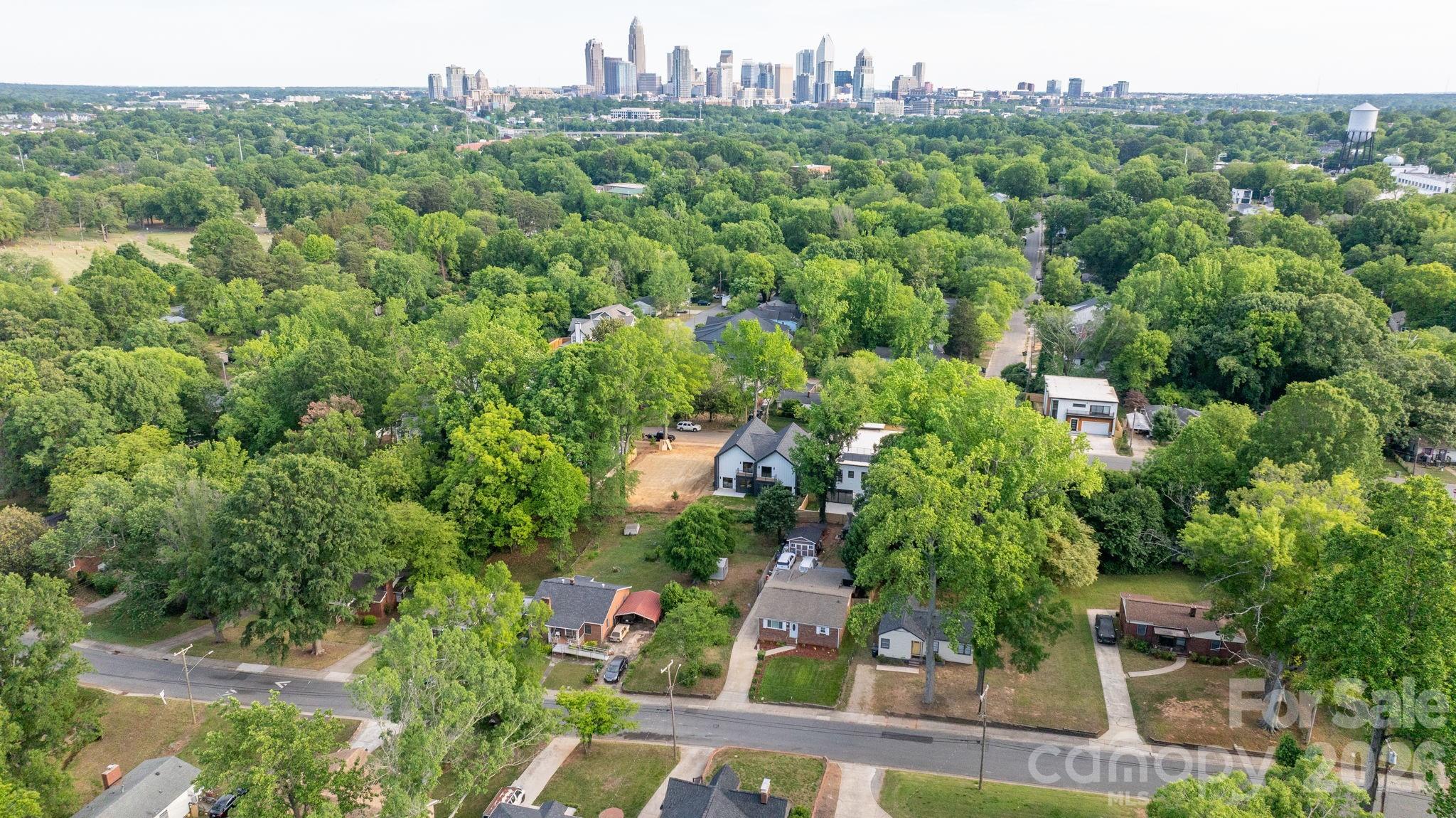 1910 Grier Avenue — Charlotte
