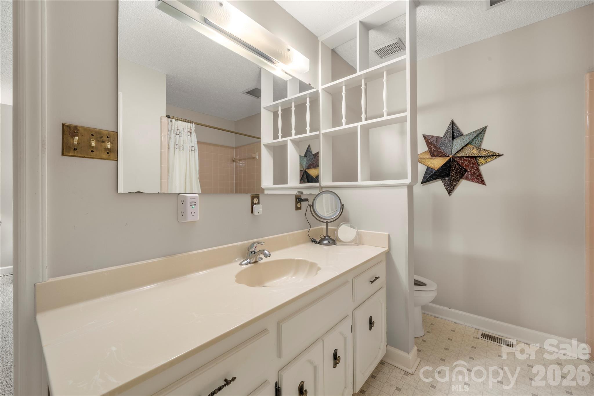 3426 Driftwood Drive — Gastonia