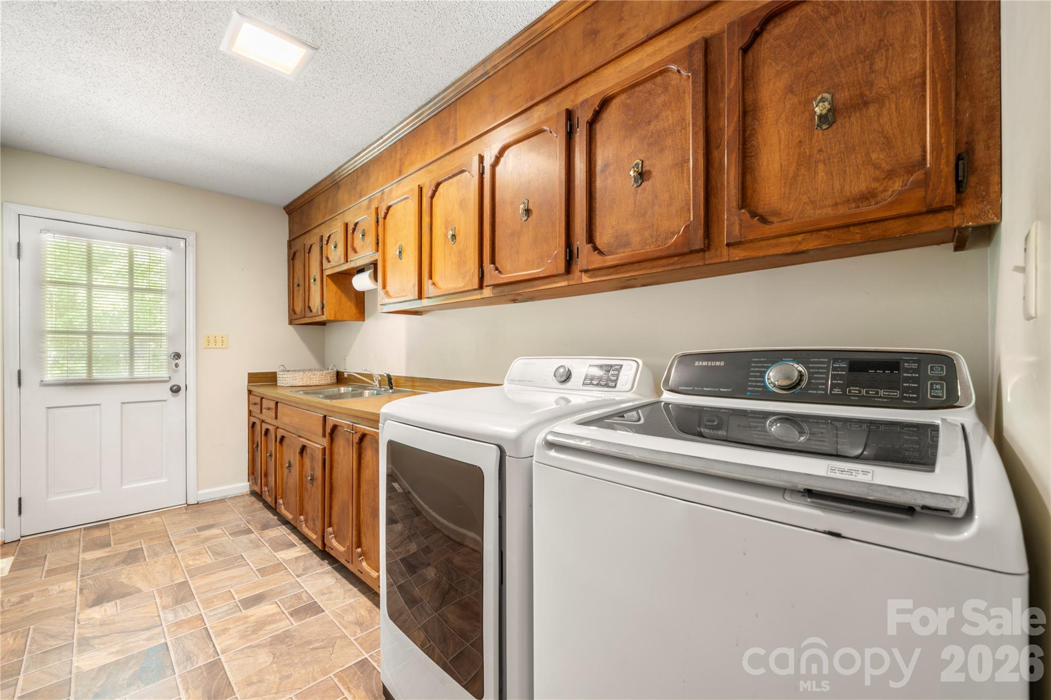 3426 Driftwood Drive — Gastonia