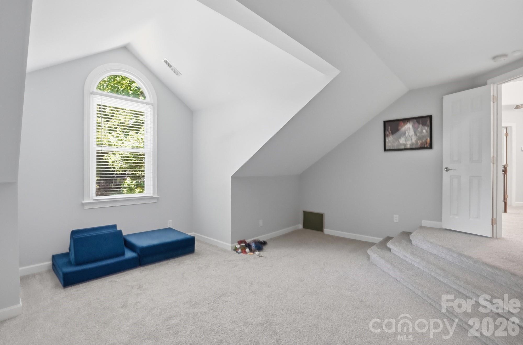 4611 Deer Cross Trail — Charlotte