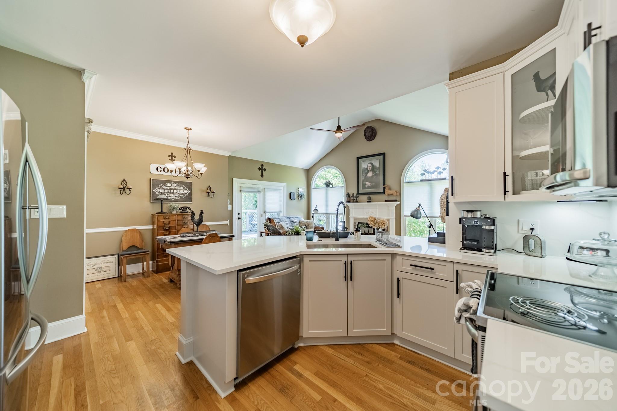 11043 Seven Coves Drive — Tega Cay