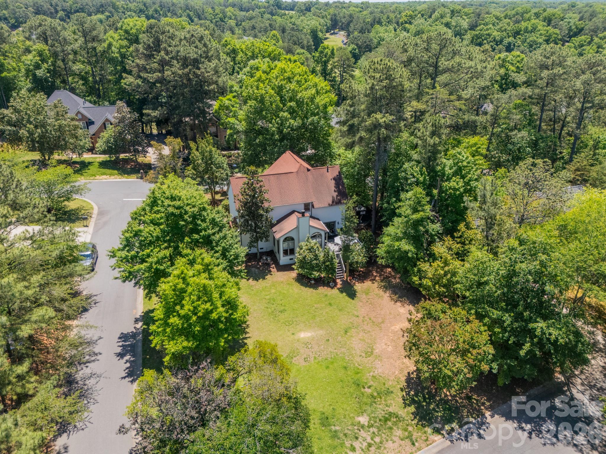 11043 Seven Coves Drive — Tega Cay