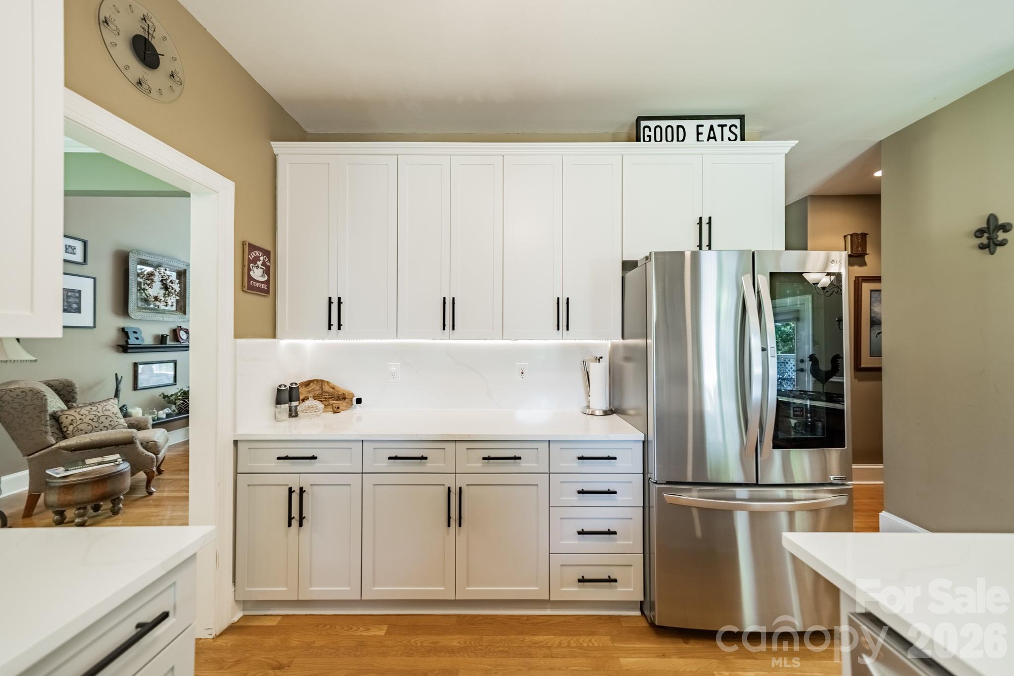11043 Seven Coves Drive — Tega Cay