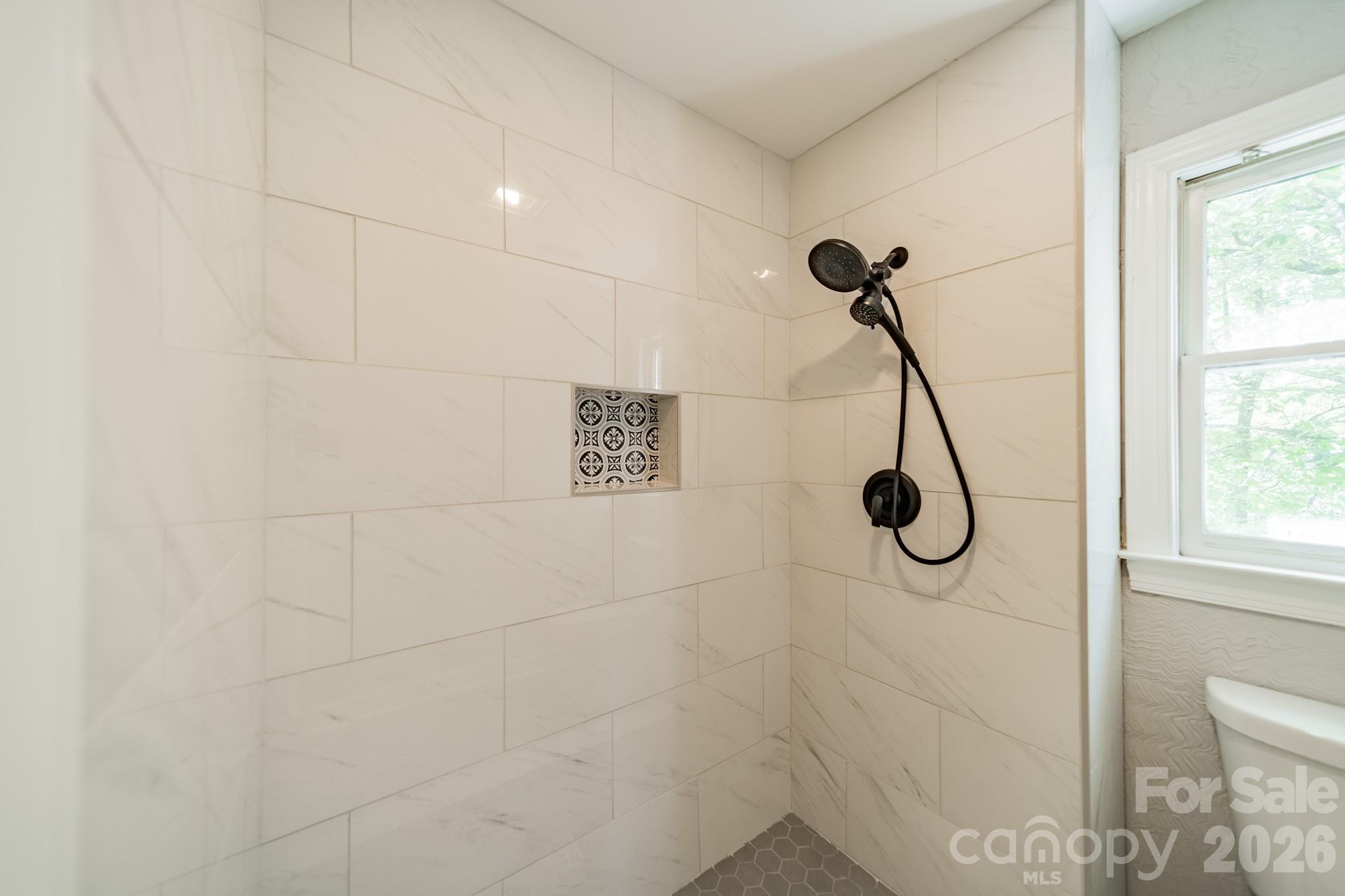 11043 Seven Coves Drive — Tega Cay