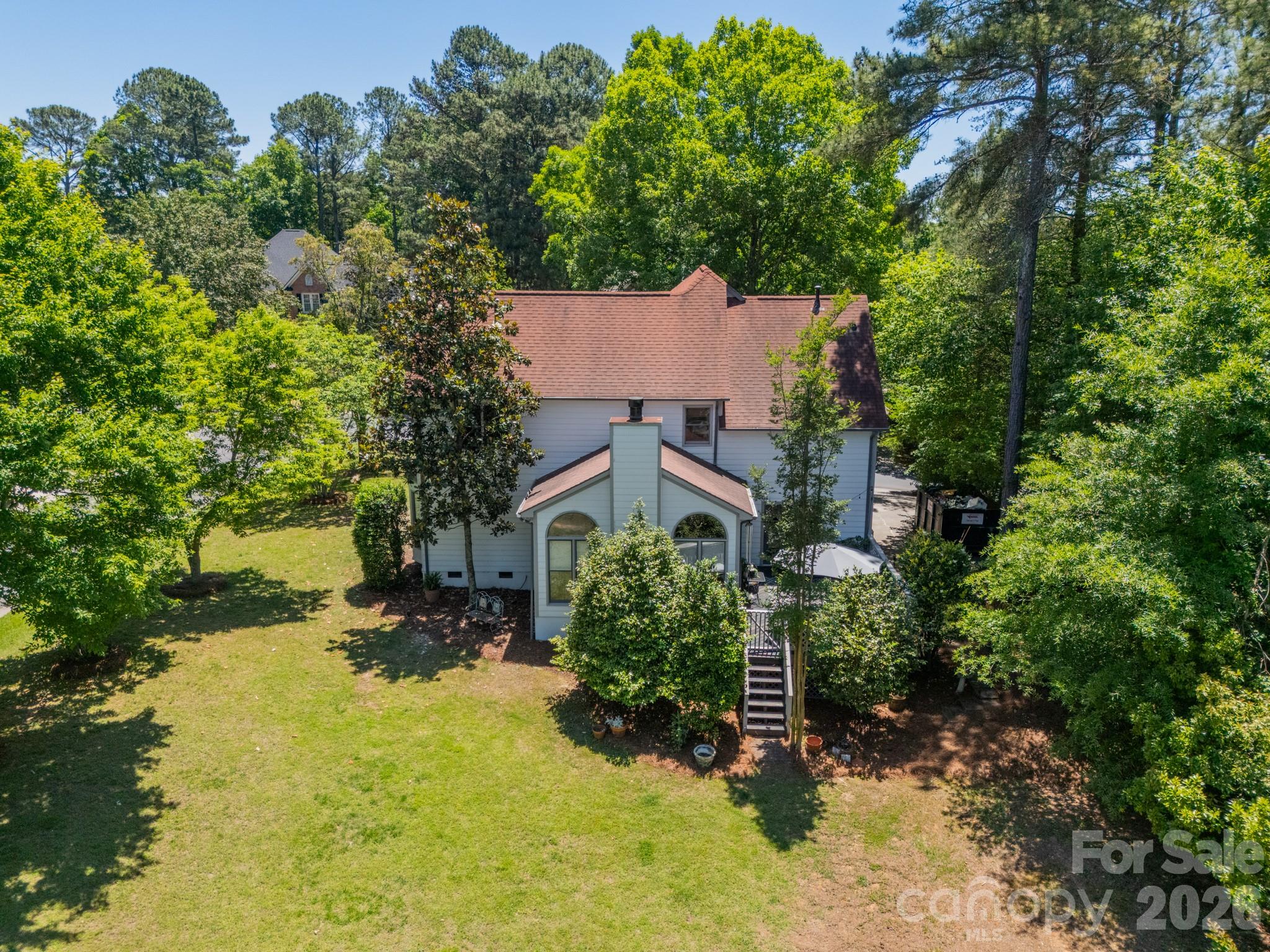 11043 Seven Coves Drive — Tega Cay
