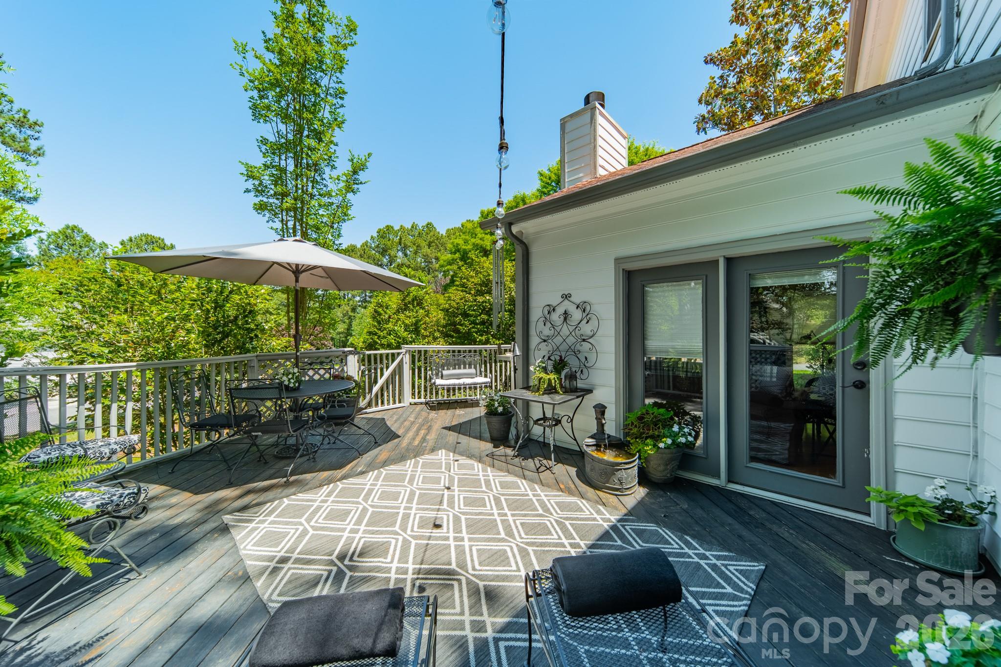 11043 Seven Coves Drive — Tega Cay