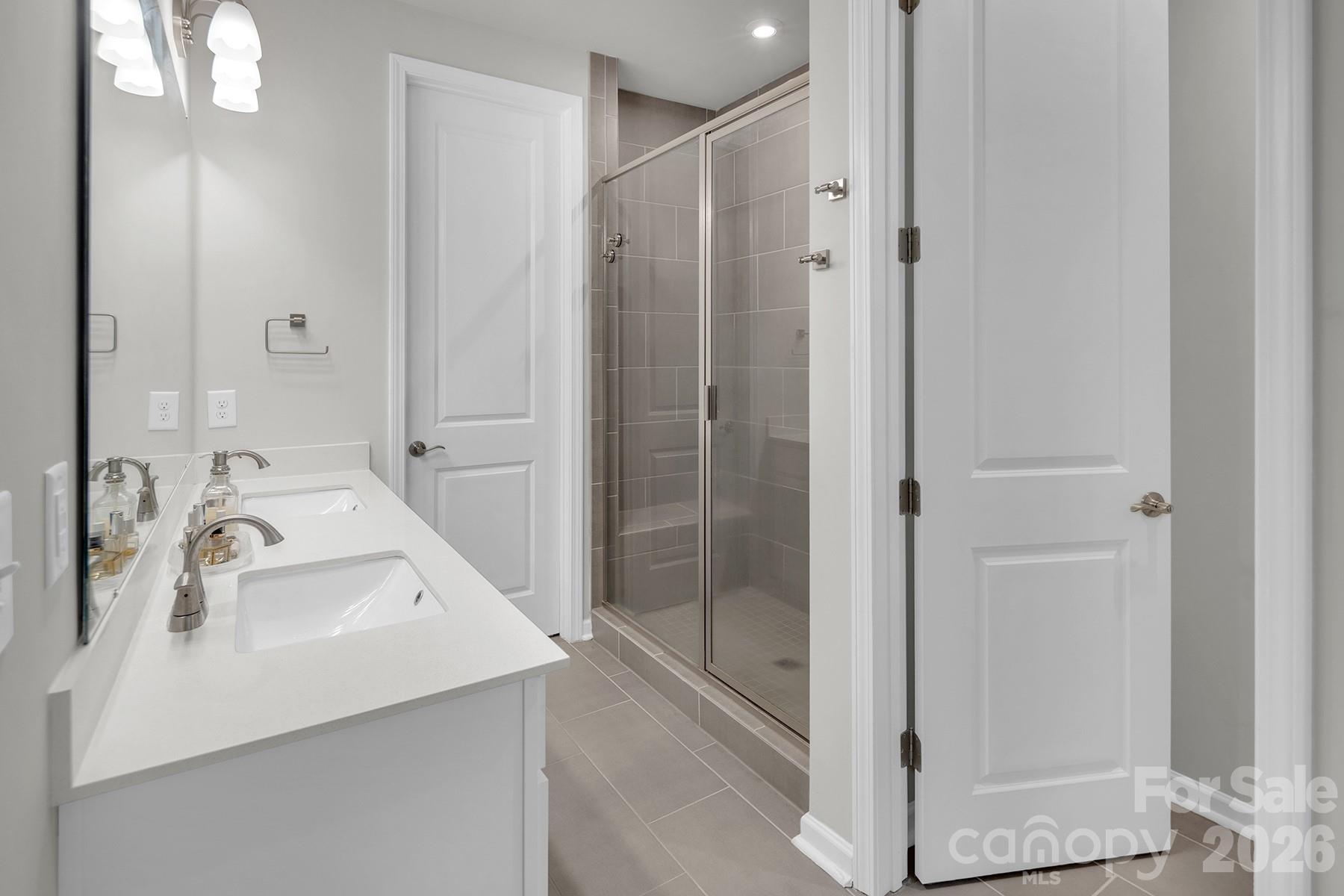 5308 Somerset Hill Lane — Charlotte