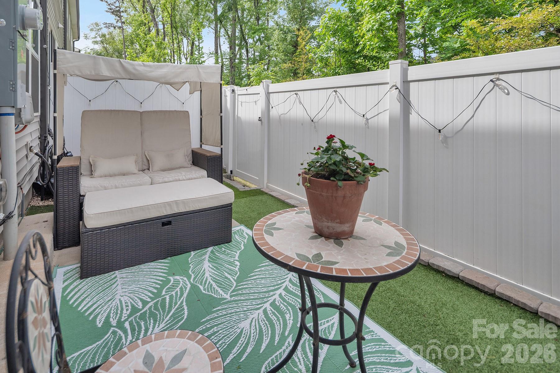 5308 Somerset Hill Lane — Charlotte