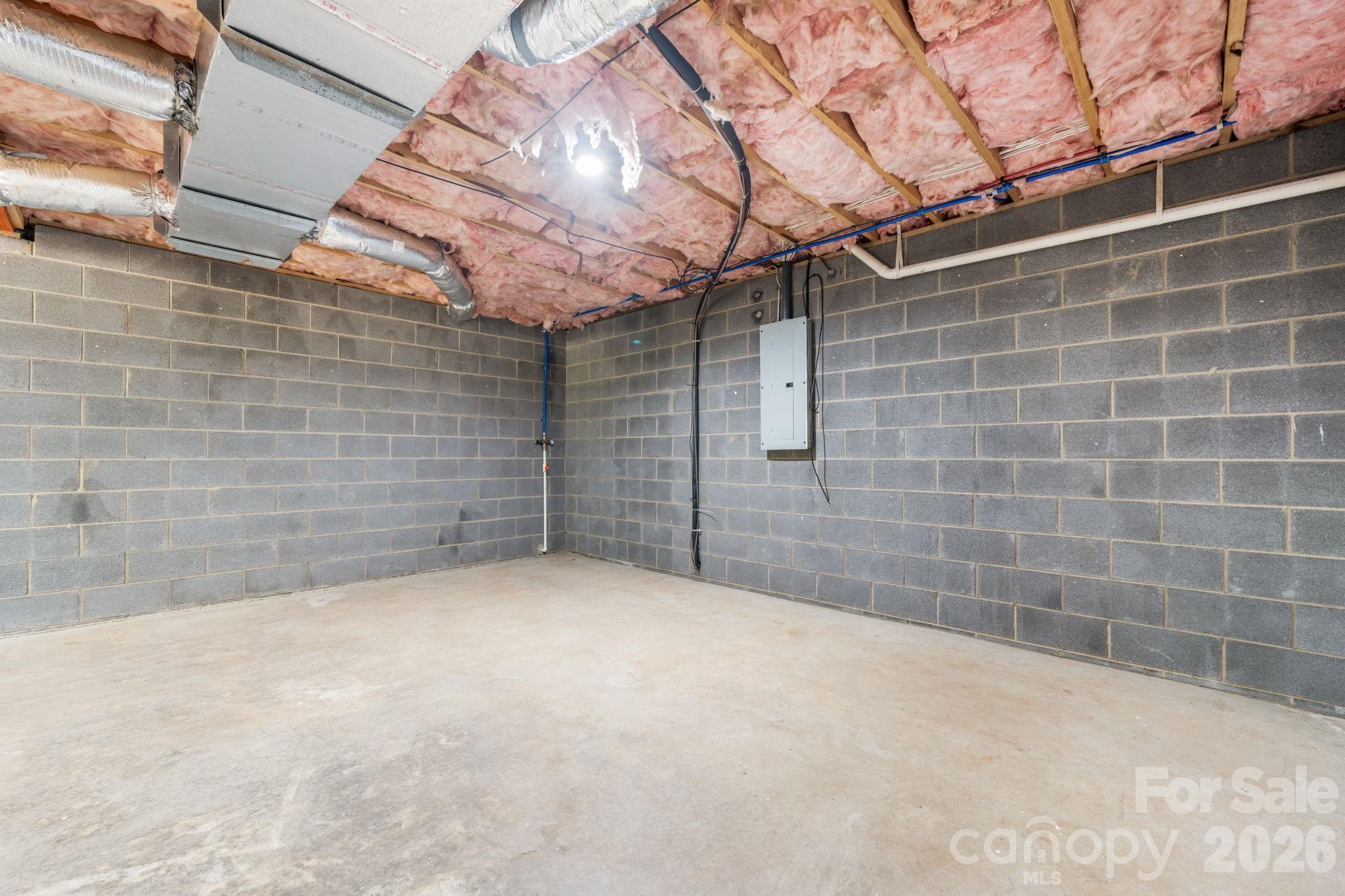 4362 Calico Road — Lenoir
