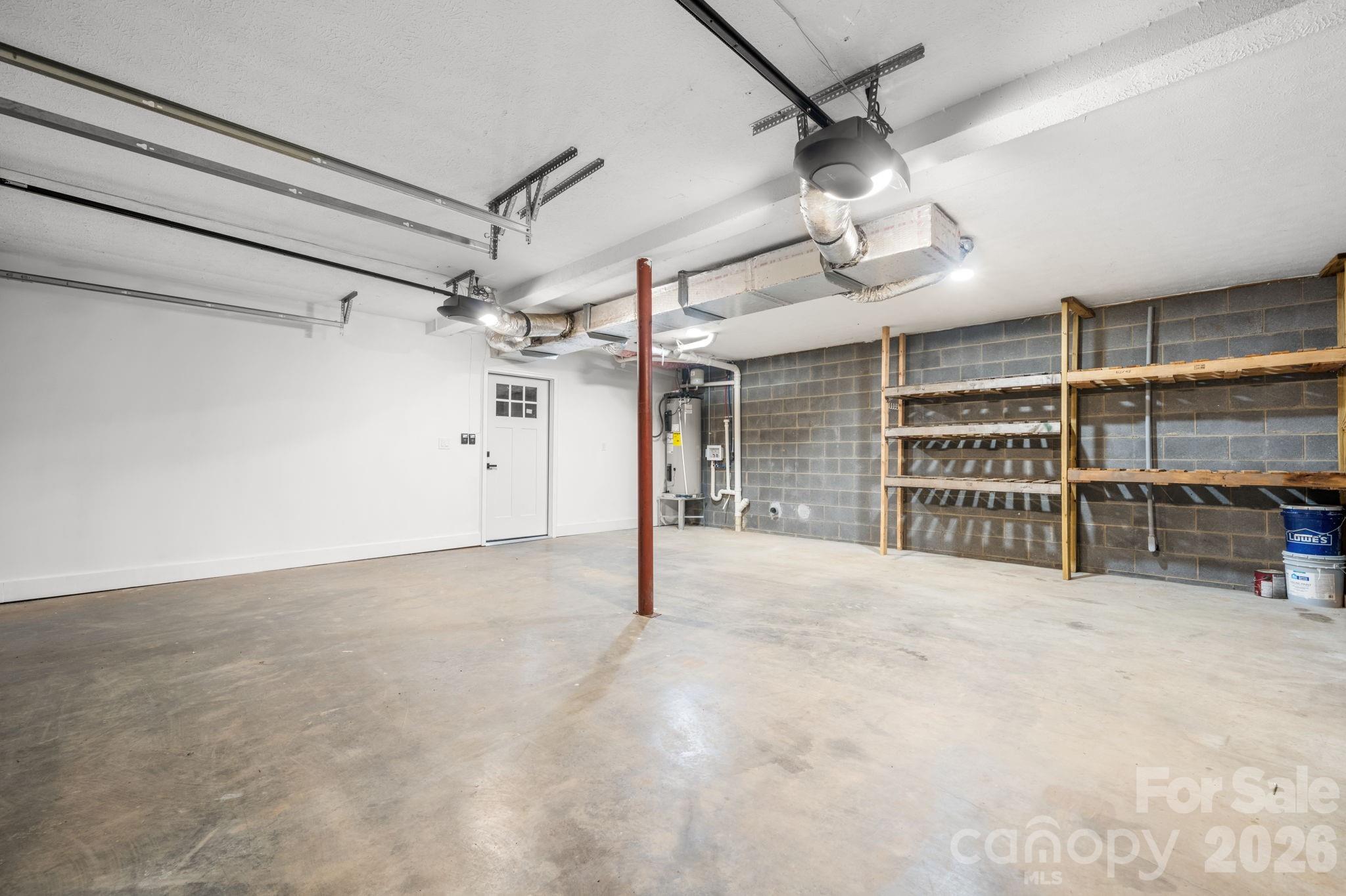4362 Calico Road — Lenoir