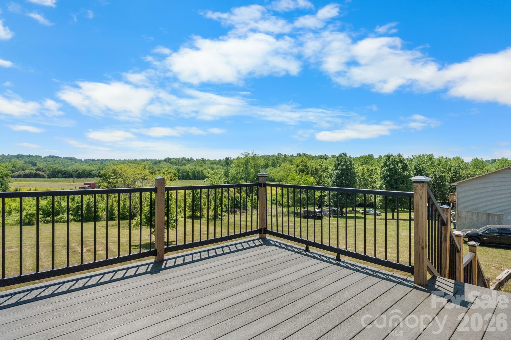 4362 Calico Road — Lenoir