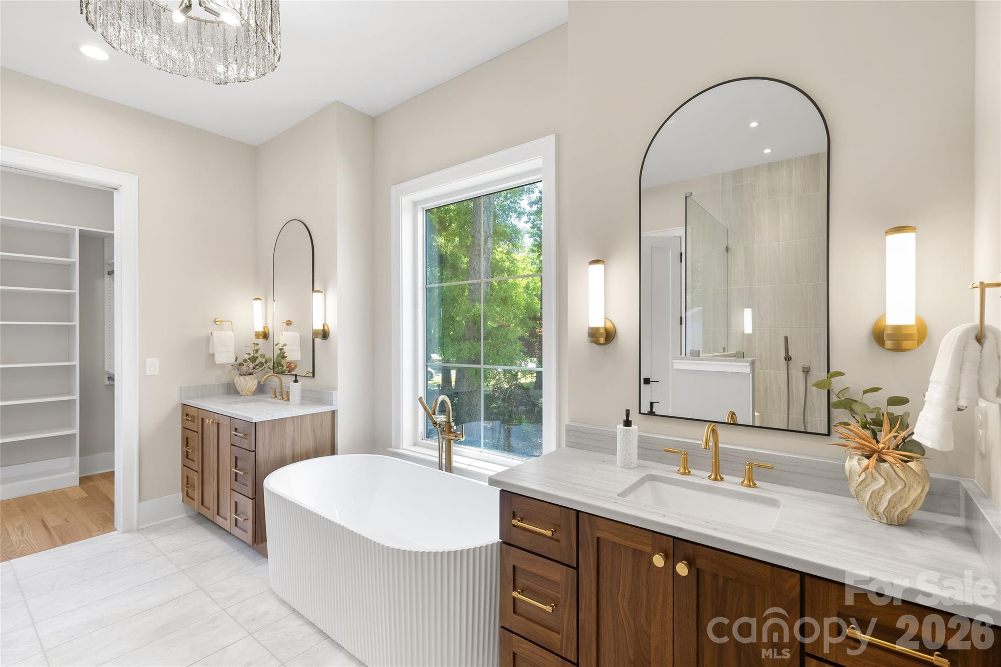 3526 Craig Avenue — Charlotte