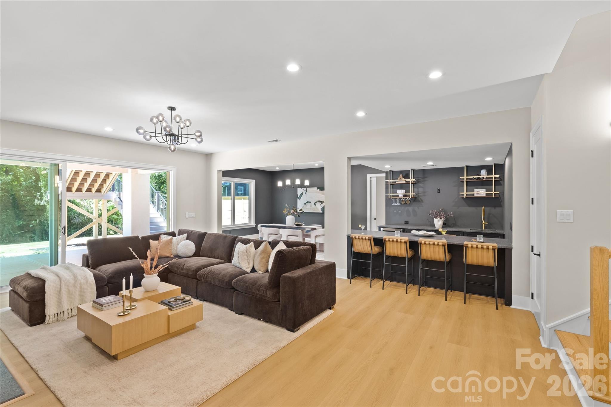 3526 Craig Avenue — Charlotte