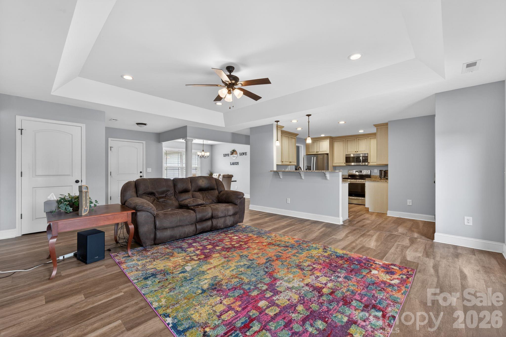 879 Doggett Road — Forest City