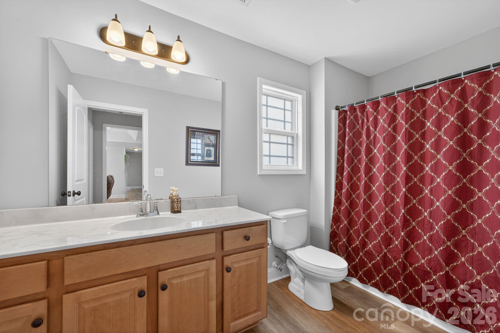 879 Doggett Road — Forest City