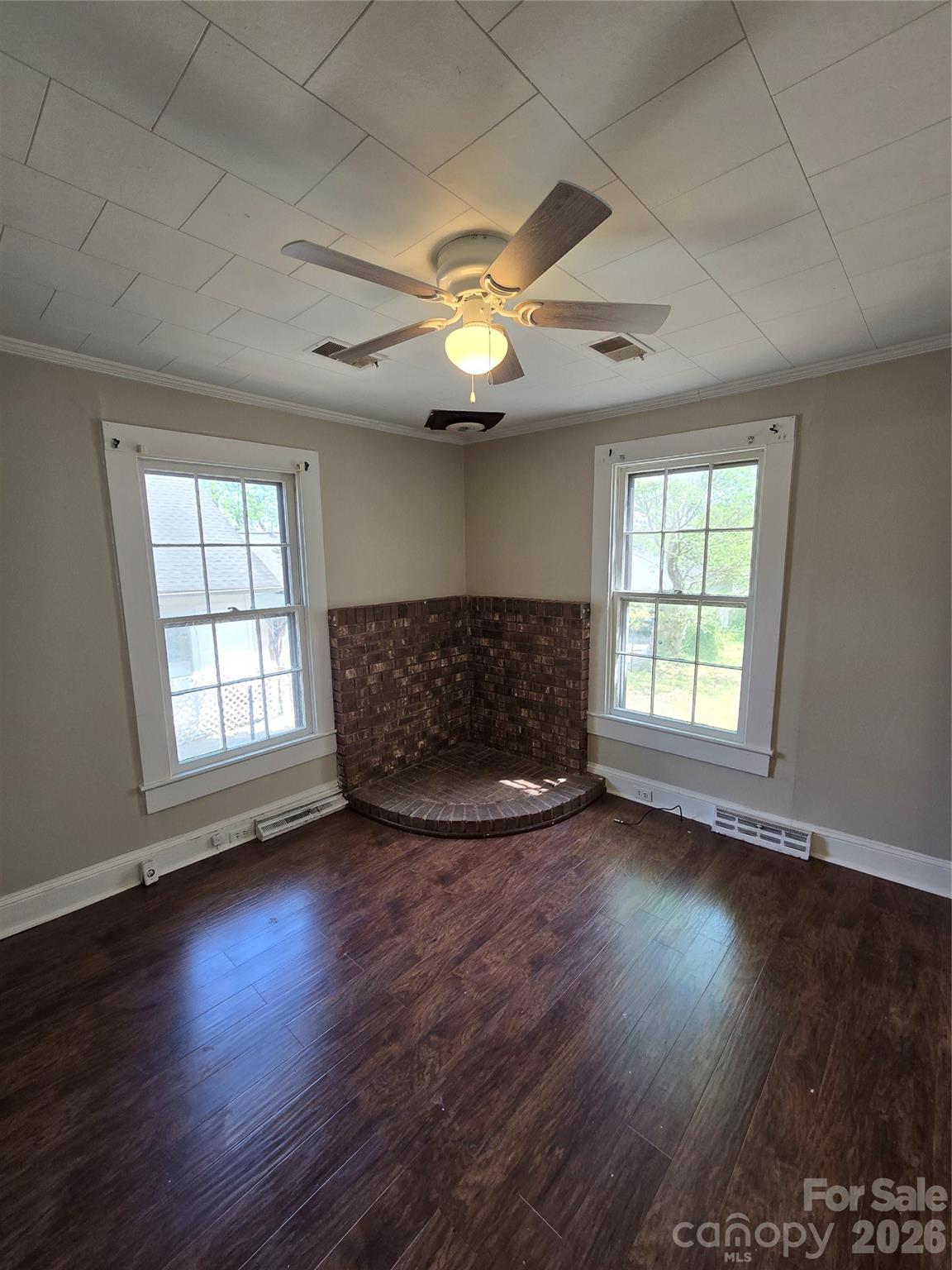 184 Cabarrus Avenue E — Concord