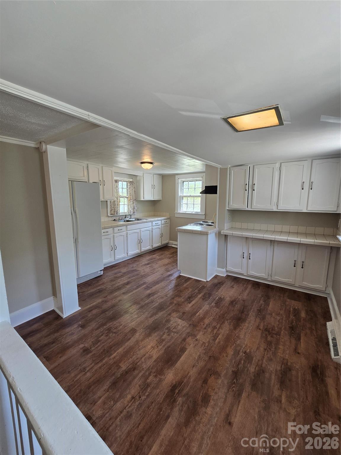 184 Cabarrus Avenue E — Concord