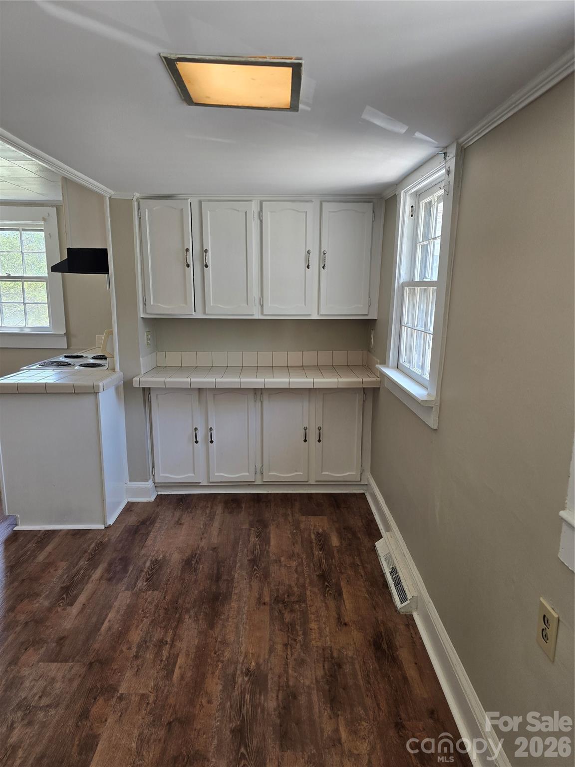 184 Cabarrus Avenue E — Concord